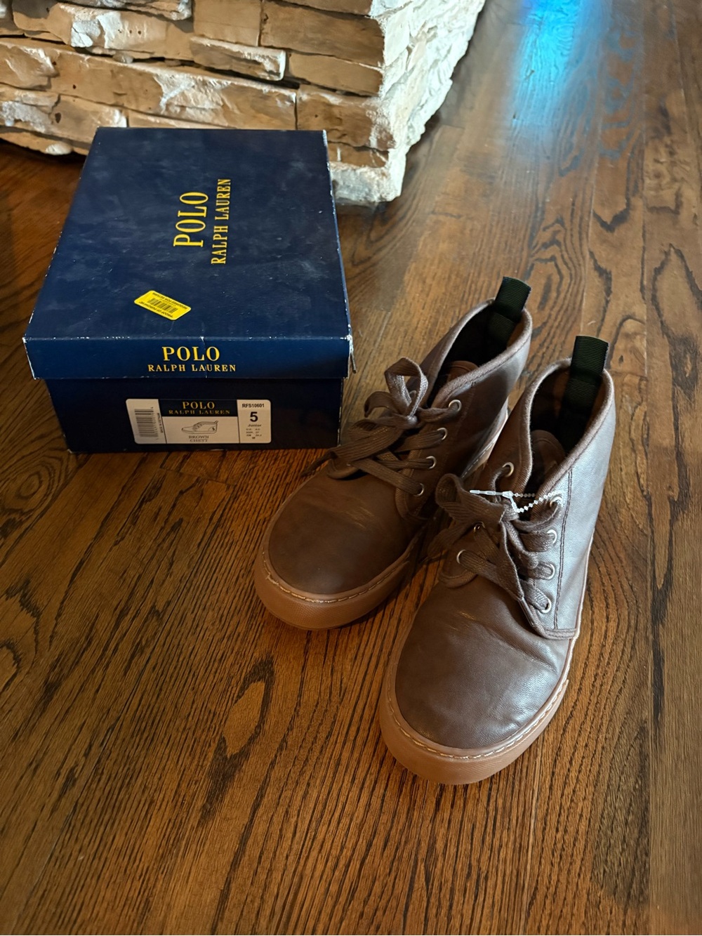 Ralph Lauren Kids Brown Leather Lace-Up Boots Size 5, Like New, In Box
